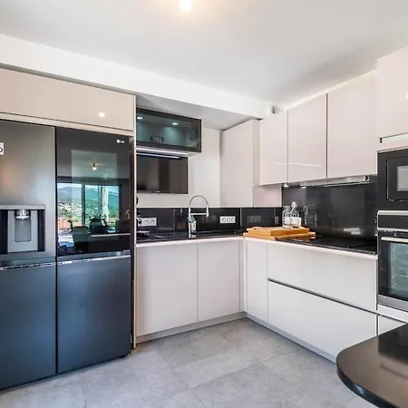 Le Bateau Dolce * אקס-לה-באינס